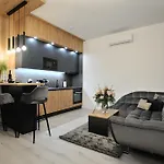 Solaris - Free Parking * Mostar