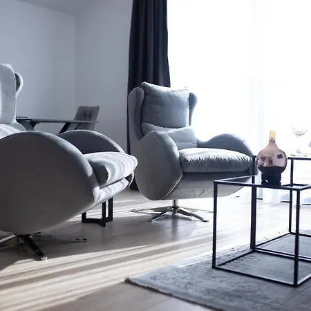 Solaris Apartment *