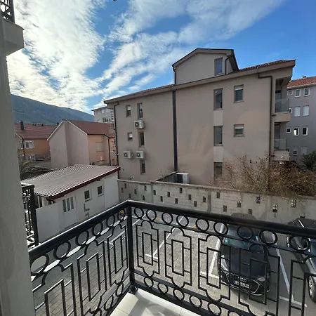 Solaris - Free Parking *