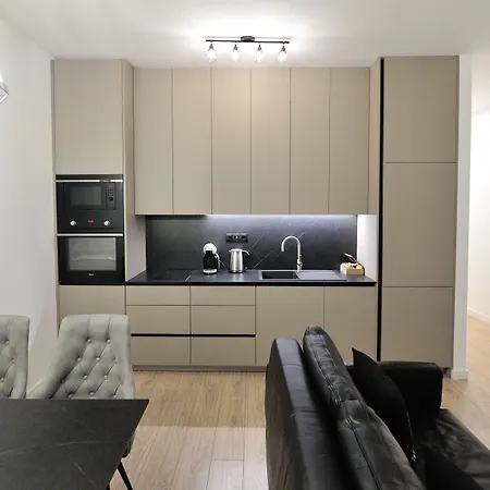 Solaris - Free Parking Apartment *
