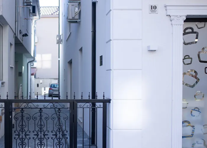 Solaris - Free Parking *