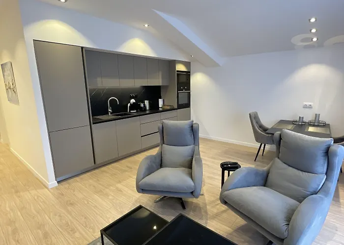 Solaris - Free Parking